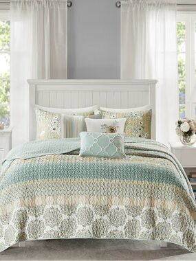 Madison Park Seafoam and Cream Quilted Bedding Set